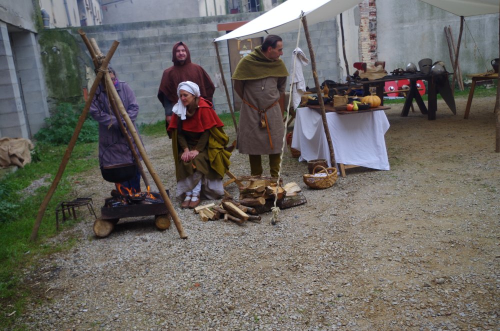 Dimanche 19 novembre - Foire Mdivale.